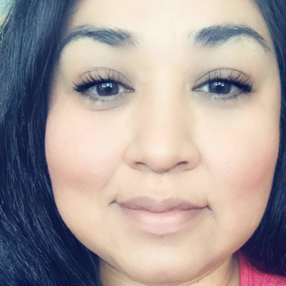 Meet your Posher, Cynthia